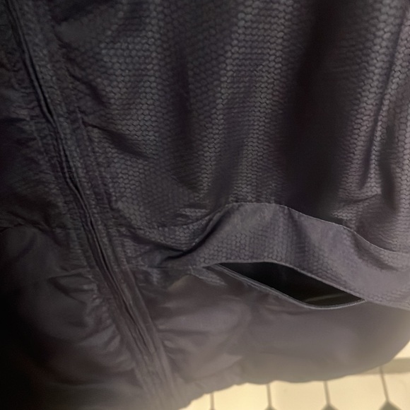 Mizuno running vest - Picture 3 of 3